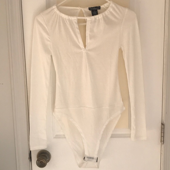 š¤Long Sleeve Bodysuitš¤Newš¤Size Medium - Picture 5 of 6